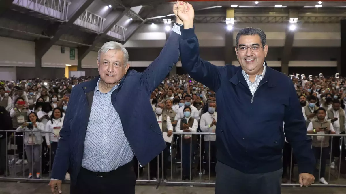 El gobernador Sergio Salomón Céspedes se reúne con AMLO