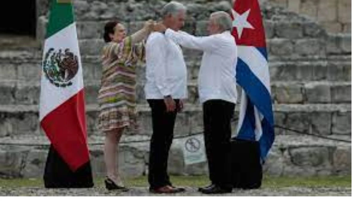 México otorgó la mayor distinción que un extranjero puede recibir al dictador cubano, Miguel Díaz-Canel