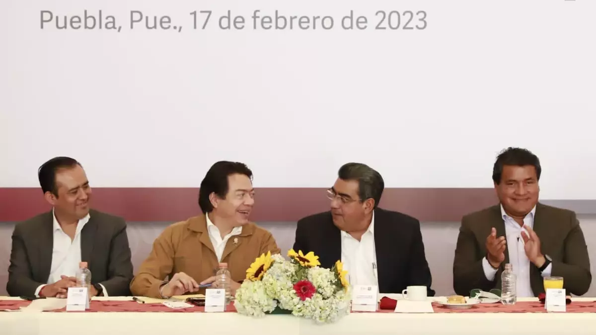 Mario Delgado y Sergio Salomón Céspedes se reúnen en Puebla