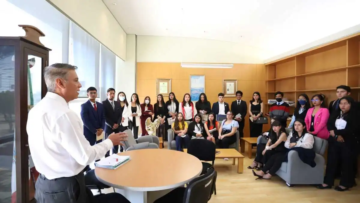 Consejo de la Judicatura recibe a estudiantes BUAP campus Chignahuapan