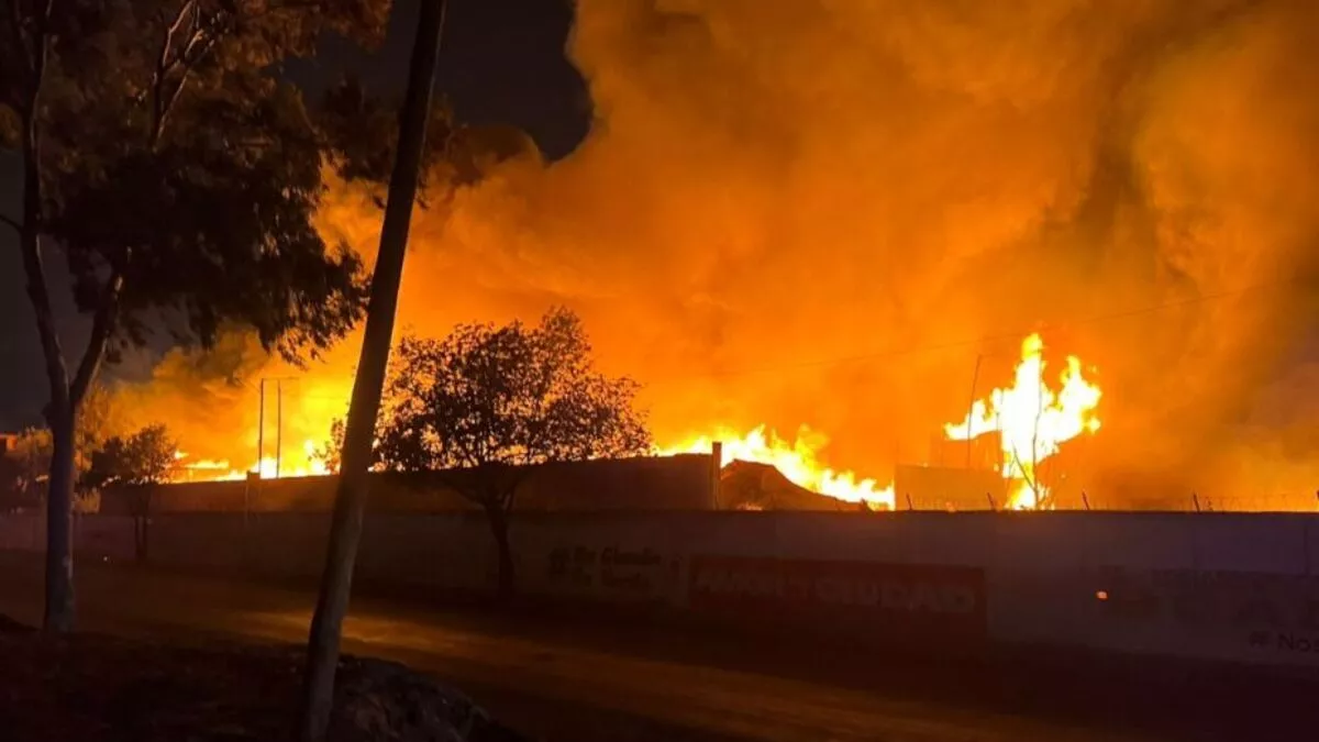 Incendio en la central de abastos en CDMX