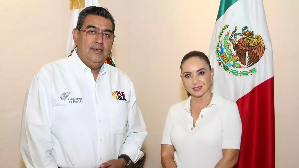 Se reúne gobernador de Puebla con alcaldes