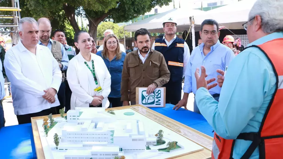 Supervisan Zoé Robledo y Céspedes construcción de Hospital San Alejandro
