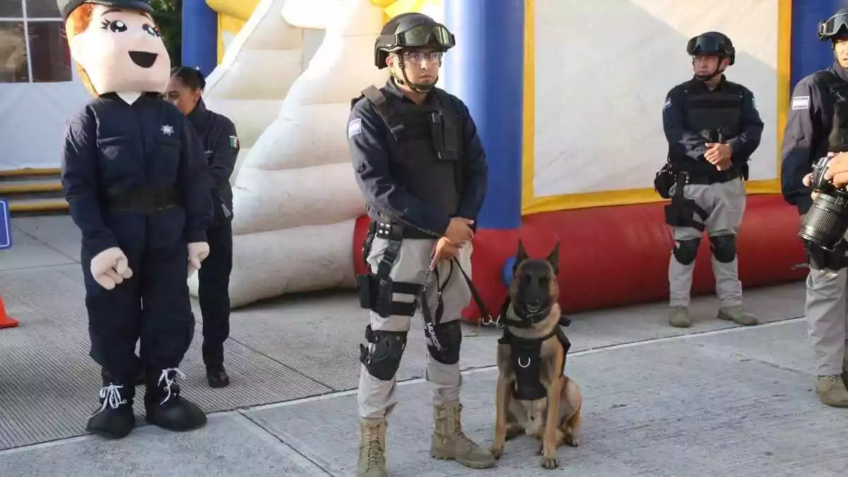 Se fortalece proximidad policial con actividades en el Bachillerato del BINE