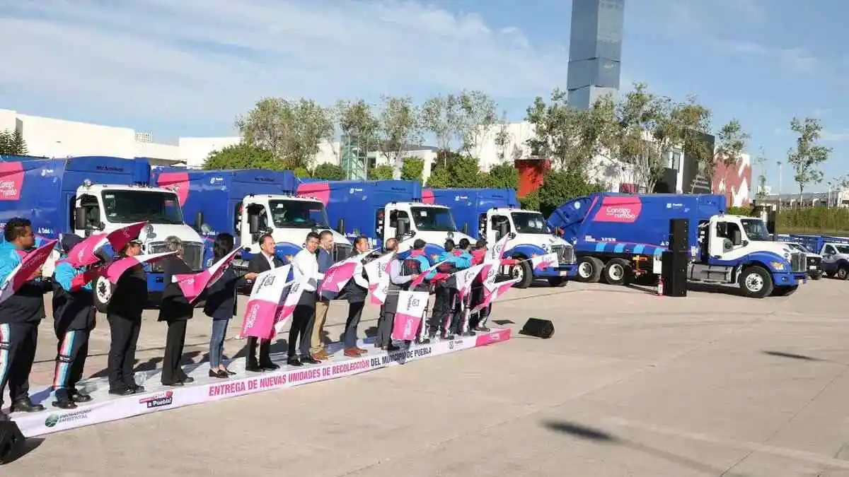 Renuevan en Puebla unidades para recolección de basura