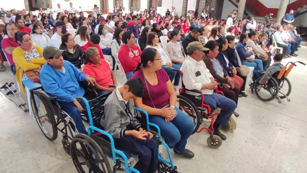 Consulta a personas con discapacidad en Zacatlán