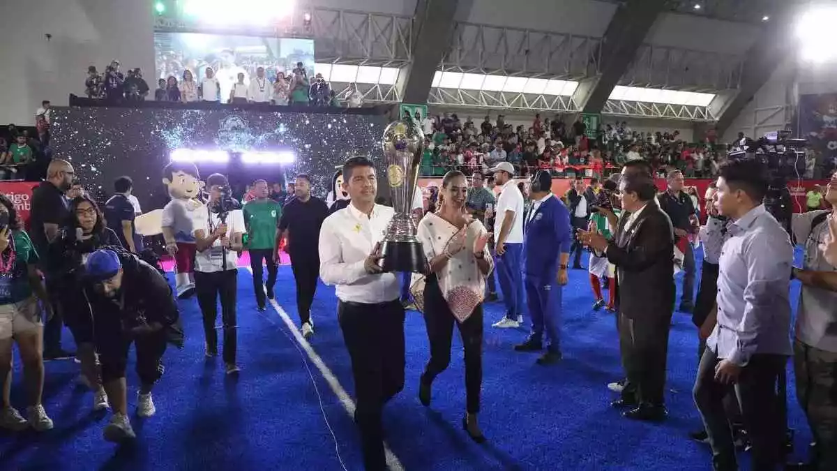 Puebla despide el mundial de fútbol 7 con México varonil y femenil campeones