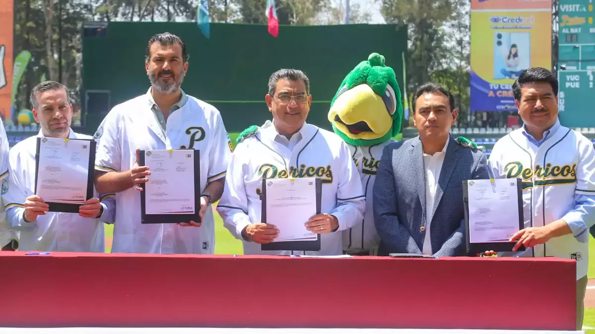 Gobierno de Puebla concesiona por 15 años estadio de beisbol Hermanos Serdán