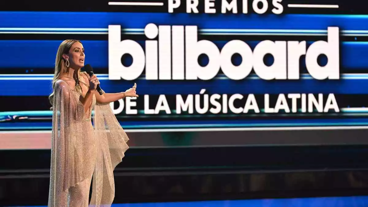 Premios Billboard 2023 celebran una noche llena de emoción