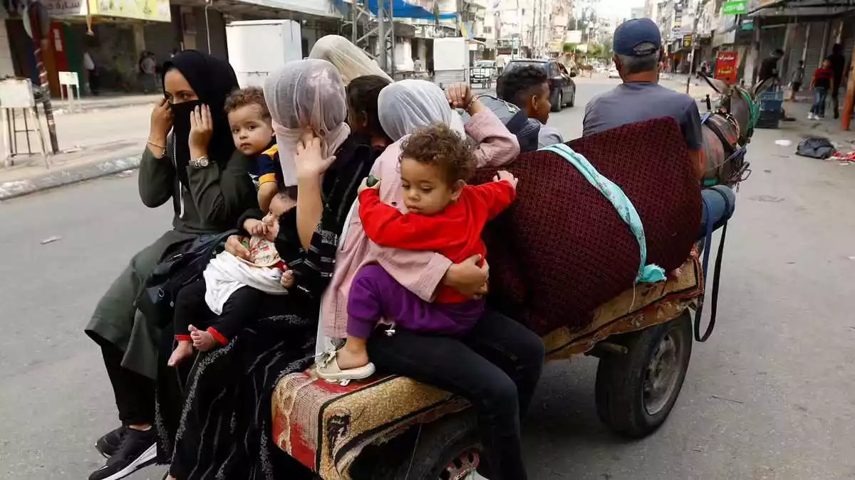 Israel ordena evacuación de civiles y continúan los bombardeos