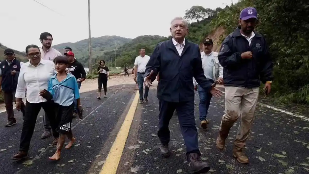 "Sí he ido a Acapulco, he hablado con la gente": AMLO arremete contra críticas