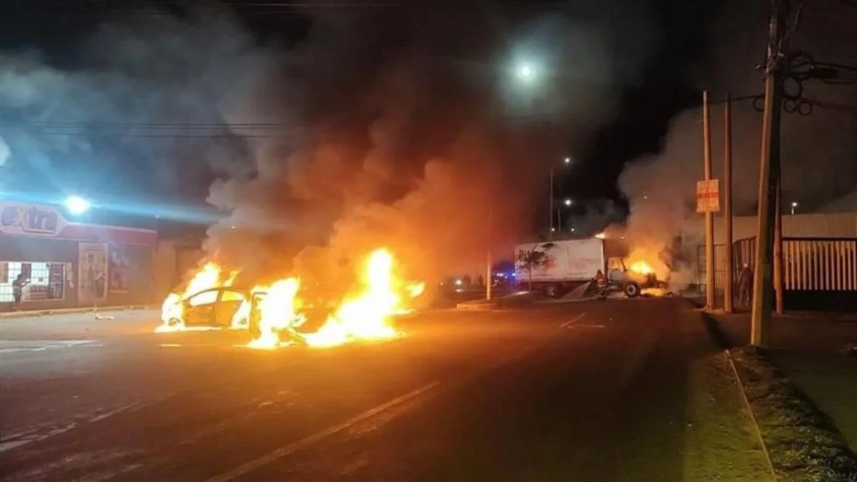 ¿Qué está pasando en Tabasco? Reportan quema de autos en la ciudad