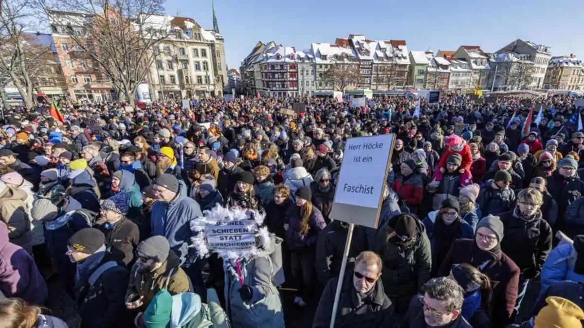 Manifestación en Berlín Alemania repudia planes para expulsar a inmigrantes