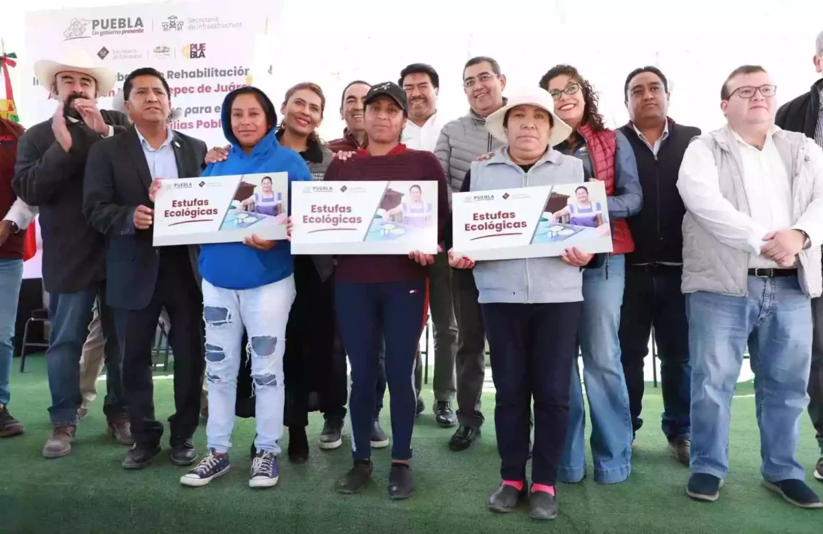Con rehabilitación de auditorio, gobierno estatal genera comunidad en Mazapiltepec