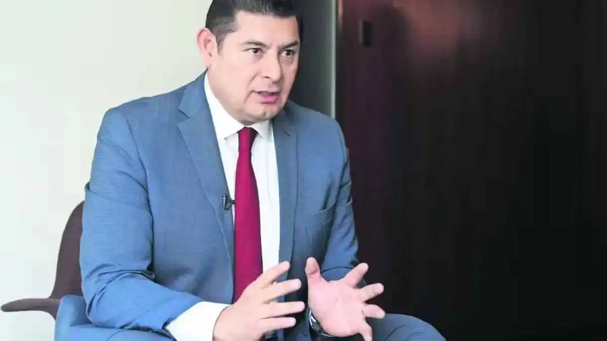 Alejandro Armenta toma ventaja en preferencias para la gubernatura de Puebla