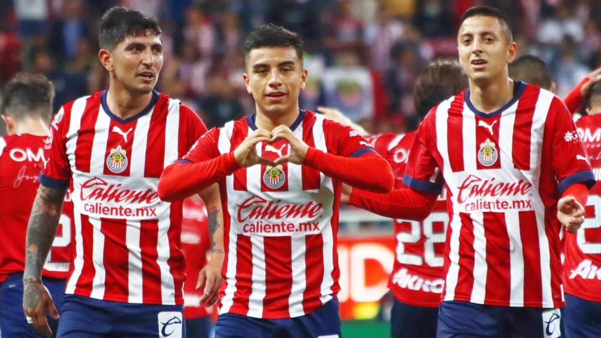Chivas golearon al Forge, podría enfrentarse con el América en la Champions Cup