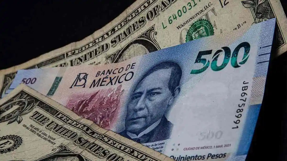 El dólar se fortalece frente al peso mexicano este sábado 24 de febrero