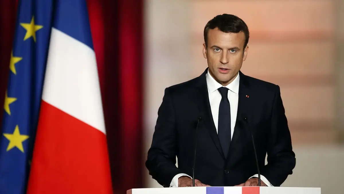 Macron asegura que Rusia atacará