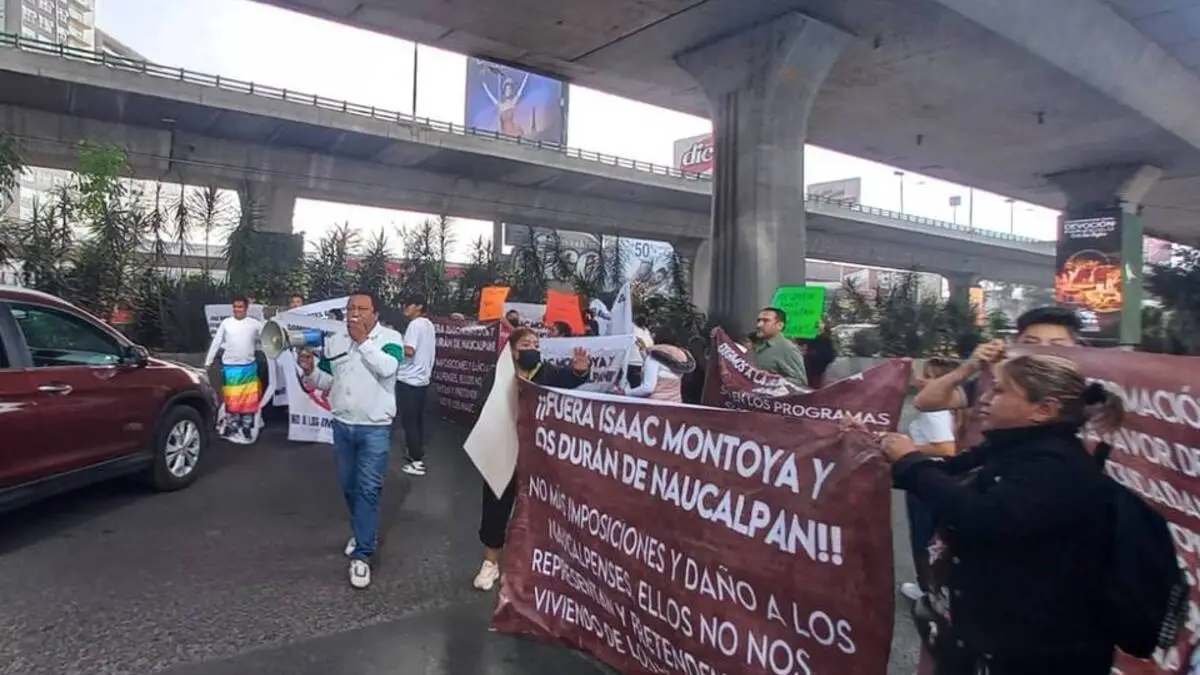 Militantes de Morena manifiestan inconformidades, bloquean periférico