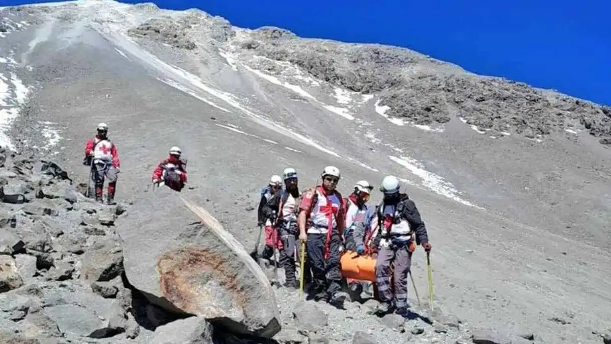 Encuentran sin vida al alpinista guía del Pico de Orizaba, Luis Flores Gómez