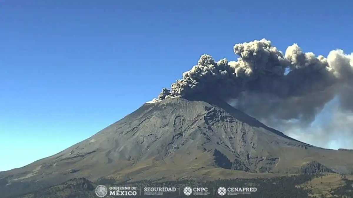 Alerta por emisión de ceniza del volcán Popocatépetl en México