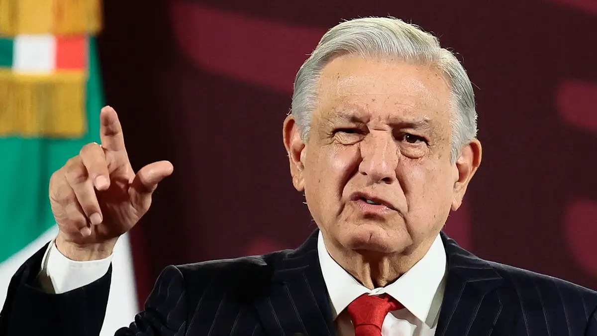 Supuesto General afirma que AMLO recibió dinero del crimen organizado, específicamente del Cártel de Sinaloa.