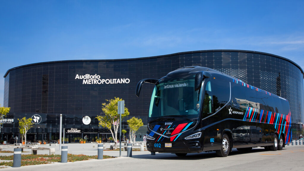 Estrella Roja evolucionó y presentó sus nuevos autobuses