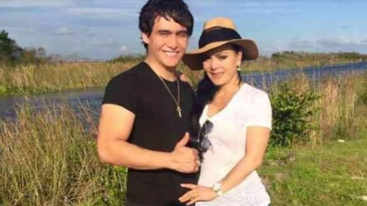 Maribel Guardia está deprimida por su hijo Julián Figueroa
