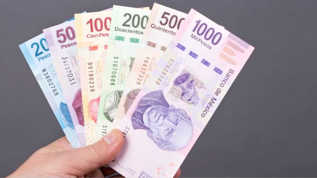 El peso mexicano se fortalece hoy 22 de abril y toca su mejor nivel